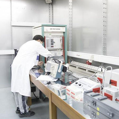 Latarka Test laboratoryjny lampy Cb Gs Cqm Certyfikacja Usługa wykrywania i certyfikacji