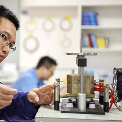 Suszarka do włosów En Esd Eft Emi Testing Lab Services Usługa uwierzytelniania innej firmy