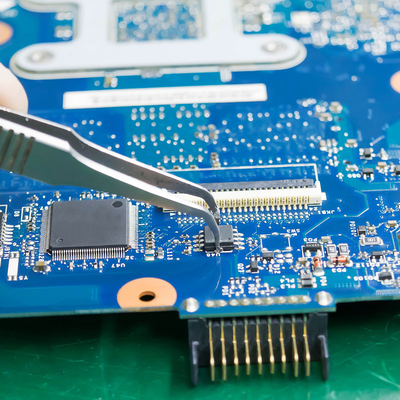 Laboratoria testujące elektronikę z certyfikatem ISO9001 zapewniają bezpieczeństwo i niezawodność zabawek